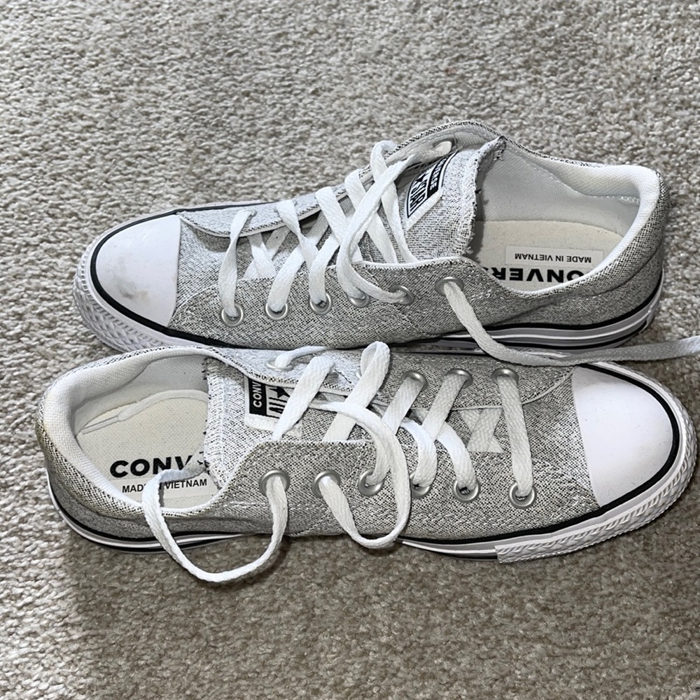 Grey converse